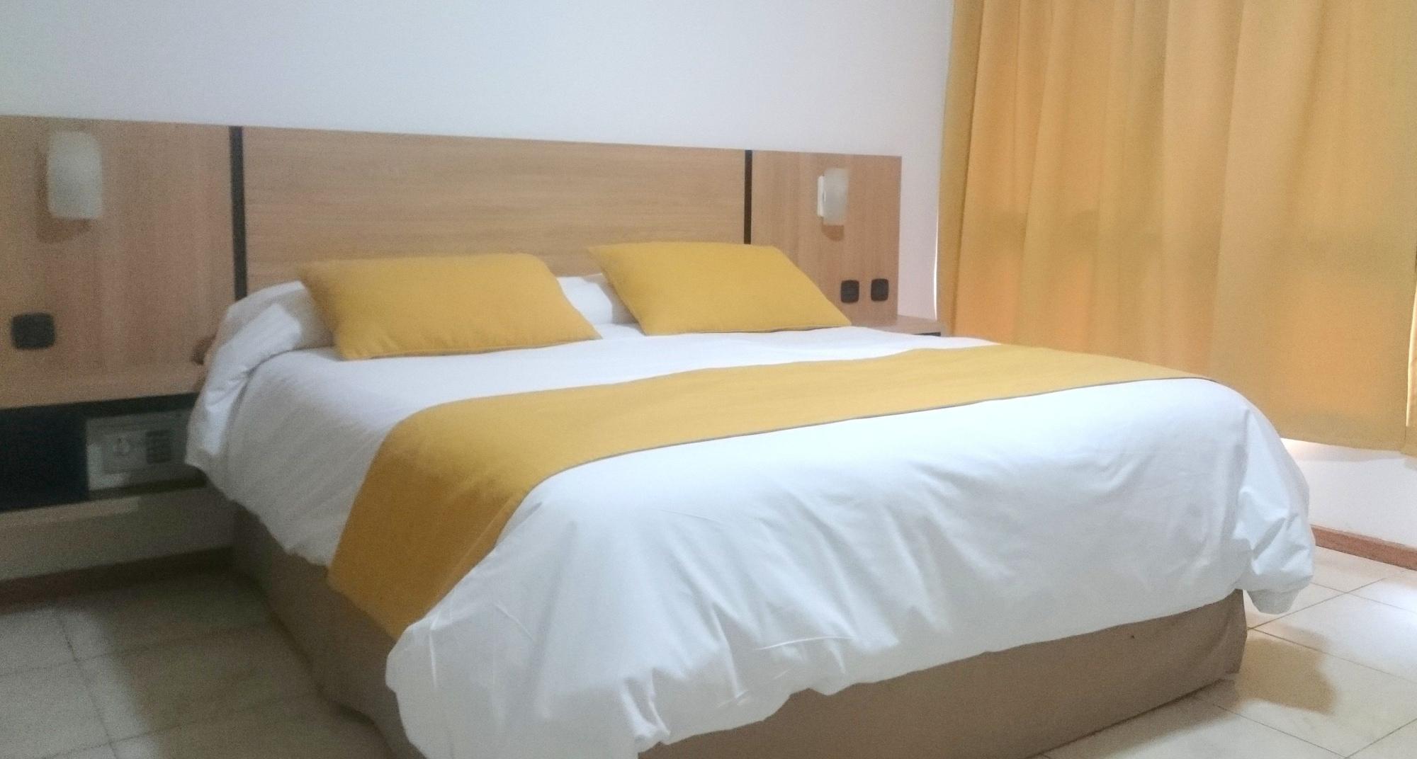 Premium Mendoza Apart Hotel ภายนอก รูปภาพ